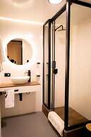 HUB HOTELS