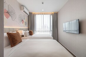 The Rich Grand Residence Sukhumvit