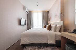 The Rich Grand Residence Sukhumvit