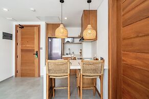 Sunny Muse by Betterplace