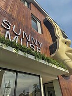 Sunny Muse by Betterplace