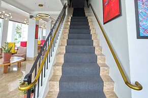 B Hotels Angeles City