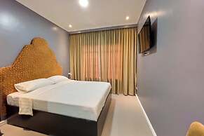 B Hotels Angeles City