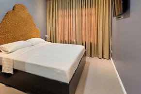 B Hotels Angeles City