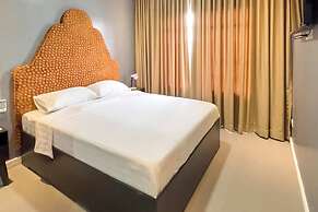 B Hotels Angeles City