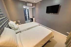 B Hotels Angeles City