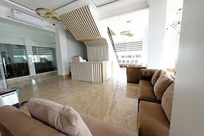 B Hotels Angeles City