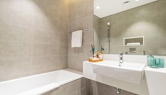 Manzil - Stunning 1BR with Lagoon Access