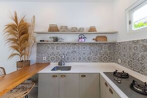 Villa Mylandro by Pertama Stay
