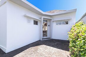 Villa Mylandro by Pertama Stay