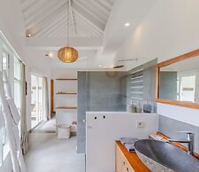 Villa Mylandro by Pertama Stay