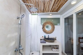 Villa Mylandro by Pertama Stay