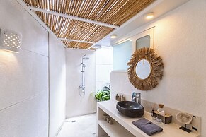 Villa Mylandro by Pertama Stay