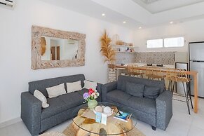 Villa Mylandro by Pertama Stay
