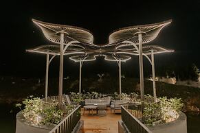 Floating deck resort
