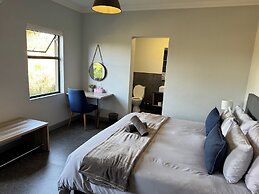 Stones Throw Manor