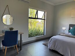 Stones Throw Manor