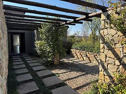 Stones Throw Manor