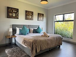 Stones Throw Manor