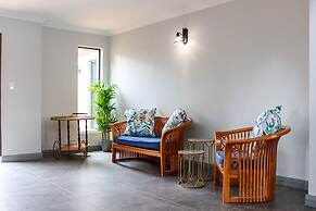 Stones Throw Manor