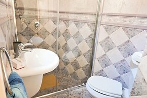 A Cosy Nest Overlooking The Sea