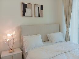 1BR with Creek View in Jaddaf by Bespoke