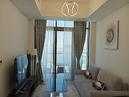 1BR with Creek View in Jaddaf by Bespoke