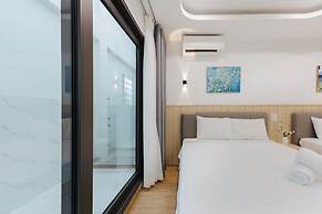 Wisteria Luxury Apartment