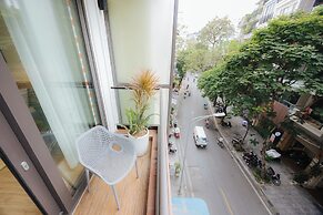 Wisteria Luxury Apartment