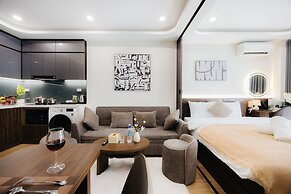 Wisteria Luxury Apartment