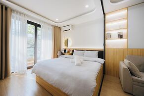 Wisteria Luxury Apartment