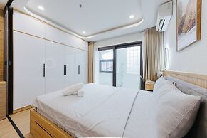 Wisteria Luxury Apartment