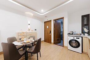 Wisteria Luxury Apartment