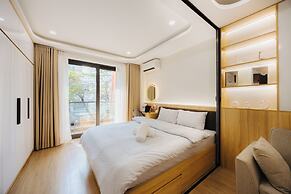 Wisteria Luxury Apartment