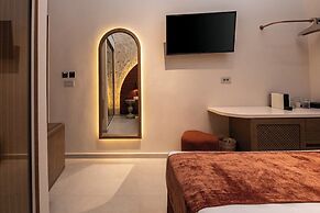 Madonna del Mare City Hotel