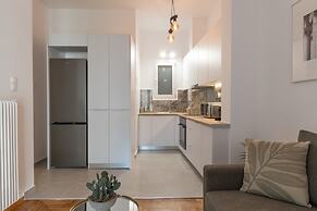 Brand New 2 Bdrm Apt in Koukaki Athens