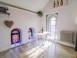 1 Chapel Place