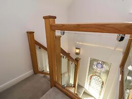 1 Chapel Place