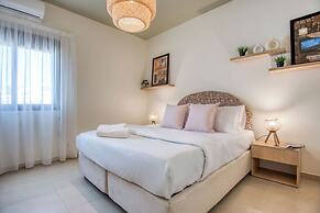 Vinyl 3-Bedroom Apartment in Zouk Mikael
