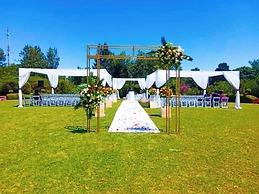 Lee Njiru Resort