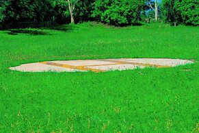 Lee Njiru Resort