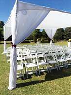 Lee Njiru Resort