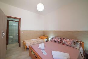 Villa Benedetta 50m From Beach