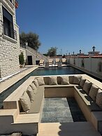 Sevilay Hanim Cesme