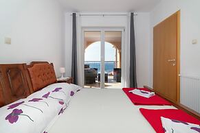 Seabreeze Apartments With Jacuzzi