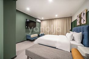 BROWN-DOT HOTEL
