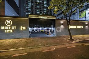 BROWN-DOT HOTEL