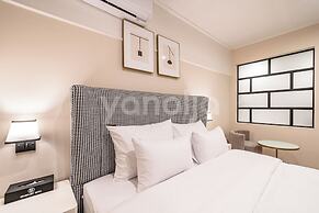 BROWN-DOT HOTEL