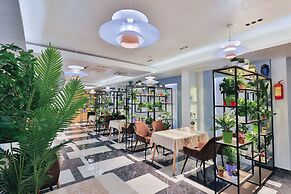 Safir Hotel