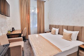 Safir Hotel